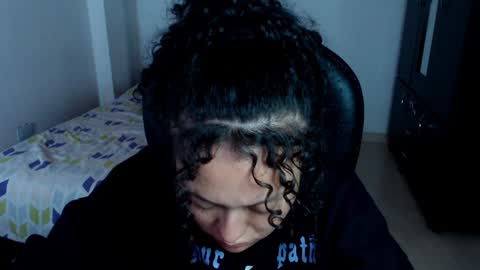 Snapshot of freud_x_louise1 chatting on 01/03/25, 12:08 Louise  online show from 01/03/25, 12:08