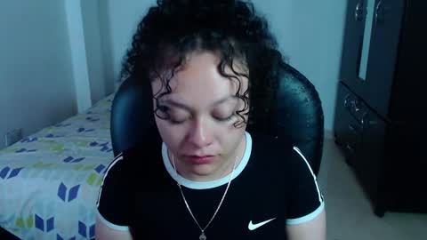 Snapshot of freud_x_louise1 chatting on 02/21/25, 09:45 Louise  online show from 02/21/25, 09:45