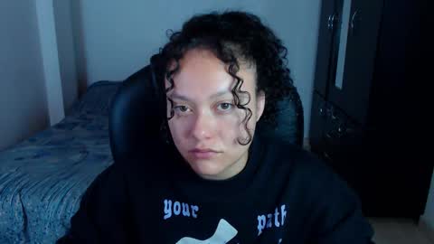 Louise  online show from 11/14/25, 12:04