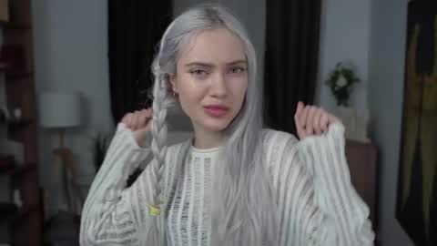 Freya online show from 03/08/26, 07:28