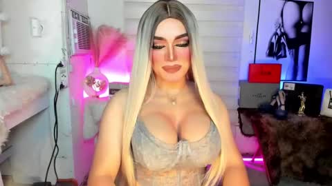 Miss Frea  online show from 09/24/25, 01:53