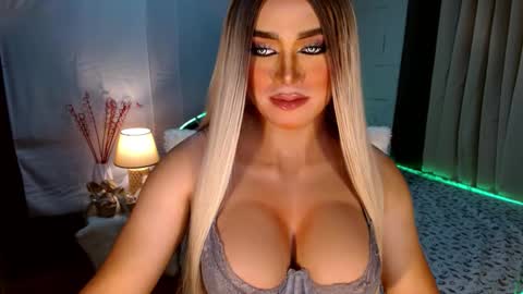Miss Frea  online show from 10/14/25, 08:20