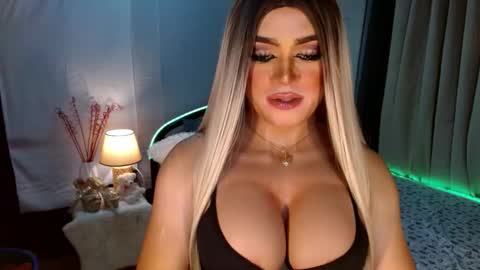 Miss Frea  online show from 10/17/25, 11:29