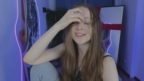 Snapshot of freya_nilsson chatting on 01/24/25, 09:39 Freya online show from 01/24/25, 09:39