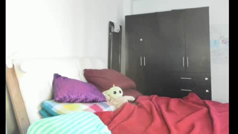 freya_shaik_ online show from 02/19/26, 03:52