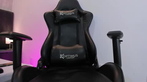 FREYA online show from 11/21/25, 09:35