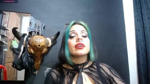 freyaa_sorceress online show from 02/12/25, 04:54