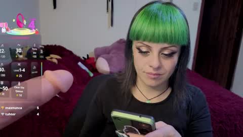 freyaa_sorceress online show from 12/04/25, 07:33