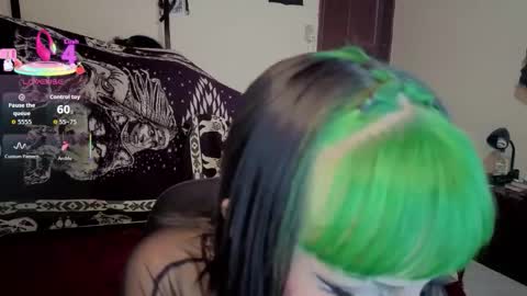 freyaa_sorceress online show from 02/01/26, 10:41