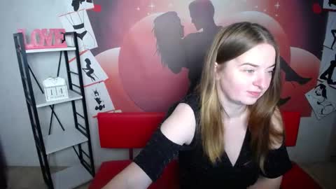 FreyaDak online show from 12/14/25, 06:01