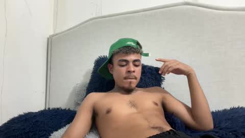 Snapshot of freyva_ chatting on 09/19/25, 03:19 freyva_ online show from 09/19/25, 03:19