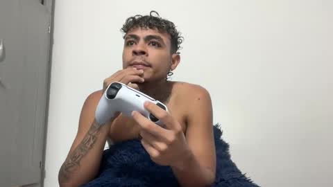 Snapshot of freyva_ chatting on 12/02/25, 05:35 freyva_ online show from 12/02/25, 05:35