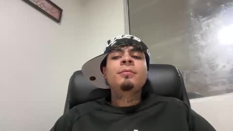 Snapshot of freyva_ chatting on 12/20/25, 02:29 freyva_ online show from 12/20/25, 02:29