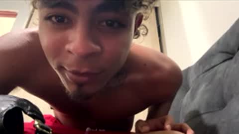 freyva_ online show from 04/20/26, 05:54