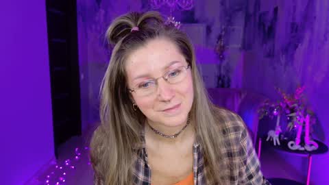 Snapshot of fridatander chatting on 01/02/25, 09:00 Frida Tander online show from 01/02/25, 09:00