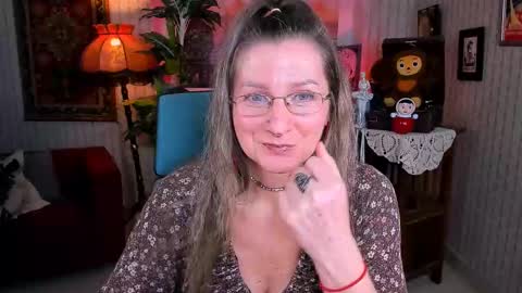 Snapshot of fridatander chatting on 02/14/25, 03:05 Frida Tander online show from 02/14/25, 03:05