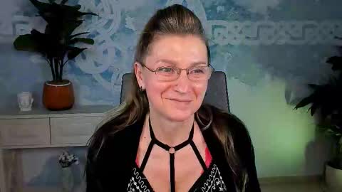 Snapshot of fridatander chatting on 09/20/25, 03:13 Frida Tander online show from 09/20/25, 03:13