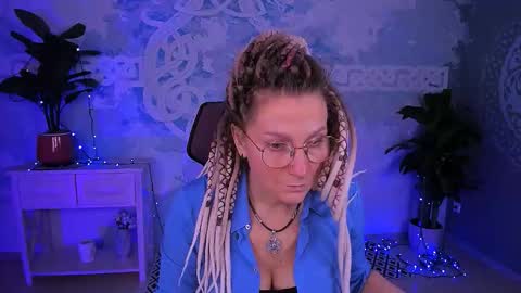 Frida Tander online show from 03/07/26, 05:15