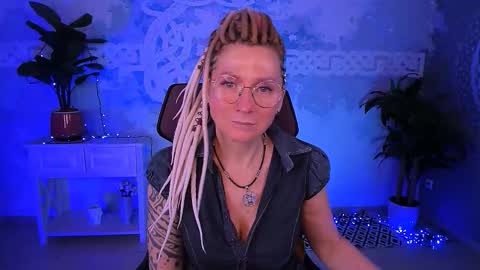 Frida Tander online show from 03/21/26, 07:35