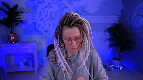 Frida Tander online show from 05/03/26, 05:24