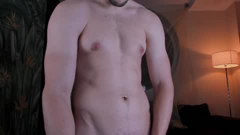 Snapshot of friend123211 chatting on 07/30/26, 07:57 Viktor online show from 07/30/26, 07:57