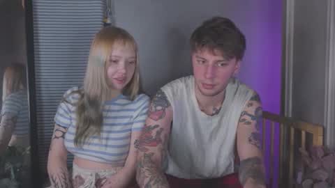 friend_zone_ online show from 01/06/26, 04:54