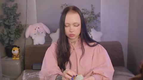 friend_zone_ online show from 04/10/26, 10:09