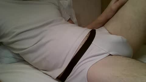 Snapshot of friendly_frank_18 chatting on 11/08/25, 04:51 friendly_frank_18 online show from 11/08/25, 04:51