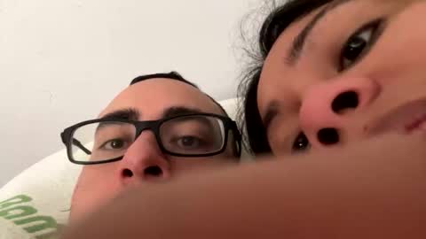 friendlyfeatures online show from 04/15/26, 08:20