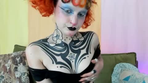 Snapshot of friskyflowers chatting on 05/03/26, 12:05 cherry online show from 05/03/26, 12:05