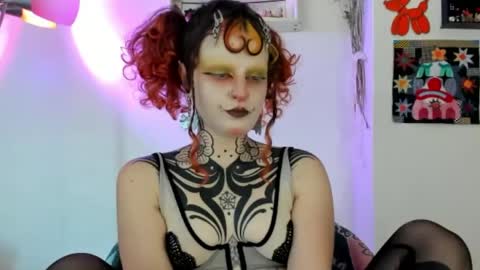 Snapshot of friskyflowers chatting on 05/12/26, 01:58 cherry online show from 05/12/26, 01:58