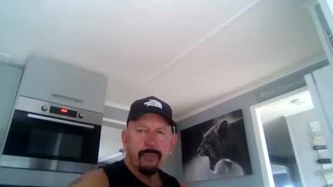 Snapshot of friskyneedsum chatting on 10/07/25, 01:19 bob online show from 10/07/25, 01:19