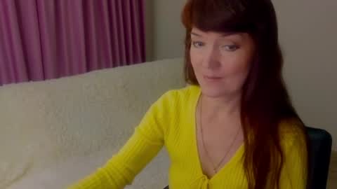 Snapshot of fritha chatting on 06/09/26, 10:21 Next stream November 29 2024 online show from 06/09/26, 10:21