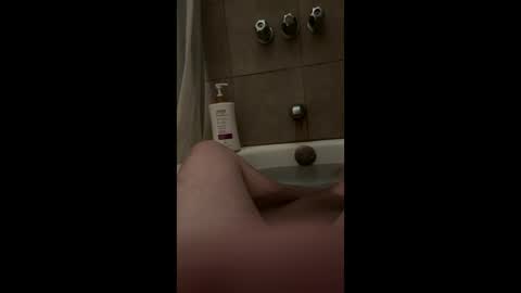 Snapshot of fritz247 chatting on 12/04/25, 10:29 Cris online show from 12/04/25, 10:29