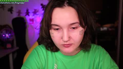 Snapshot of frogessjay chatting on 12/01/25, 09:42 Jaywise Frogfoot online show from 12/01/25, 09:42