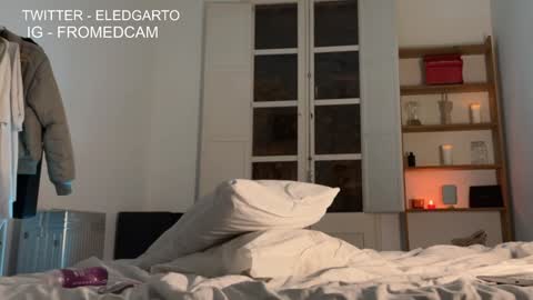 Snapshot of fromedcam chatting on 12/18/24, 05:04 ED online show from 12/18/24, 05:04