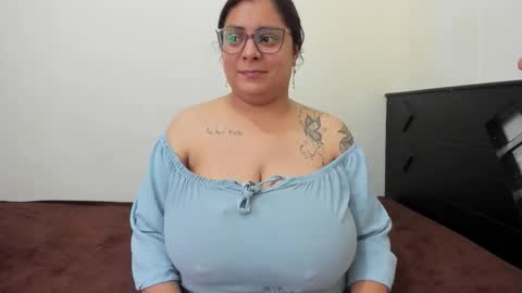 Snapshot of fromheaven_ chatting on 11/10/25, 08:19 Lucy online show from 11/10/25, 08:19