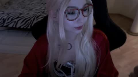 Lilith online show from 05/08/26, 07:46