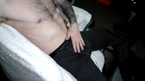 Snapshot of froski666 chatting on 02/09/25, 10:09 froski666 online show from 02/09/25, 10:09