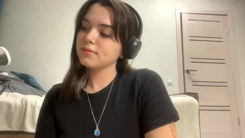 Emily online show from 09/24/25, 03:37