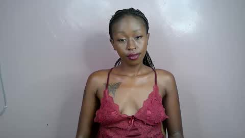 frosty_twinkle online show from 01/12/26, 09:09