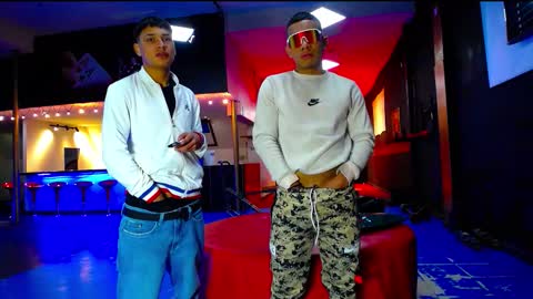 THOMAS AND DAMIAND online show from 10/11/25, 06:28