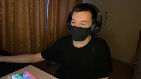 froztai online show from 12/17/25, 05:24