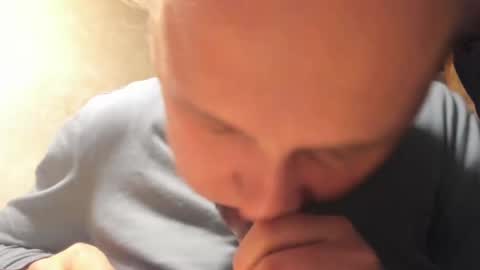 Snapshot of frumcake chatting on 12/27/24, 01:22 FrumCake online show from 12/27/24, 01:22