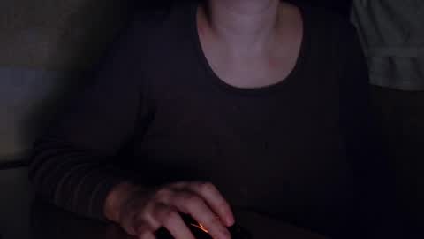 Snapshot of frumcake chatting on 11/10/25, 12:42 FrumCake online show from 11/10/25, 12:42