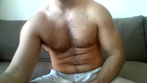 Snapshot of frvench chatting on 05/11/26, 12:00 frvench online show from 05/11/26, 12:00