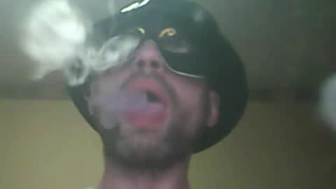 Snapshot of frysexxx chatting on 11/03/25, 07:59 frysexxx online show from 11/03/25, 07:59