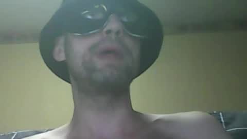 Snapshot of frysexxx chatting on 12/02/25, 03:40 frysexxx online show from 12/02/25, 03:40