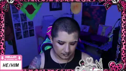 Snapshot of ftmbiggestclit chatting on 05/16/26, 04:42 Kevin online show from 05/16/26, 04:42