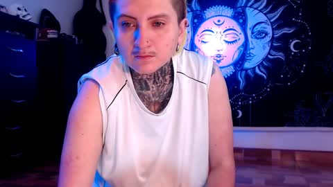 Snapshot of ftmblueyes chatting on 01/11/25, 09:46 HEHIM online show from 01/11/25, 09:46